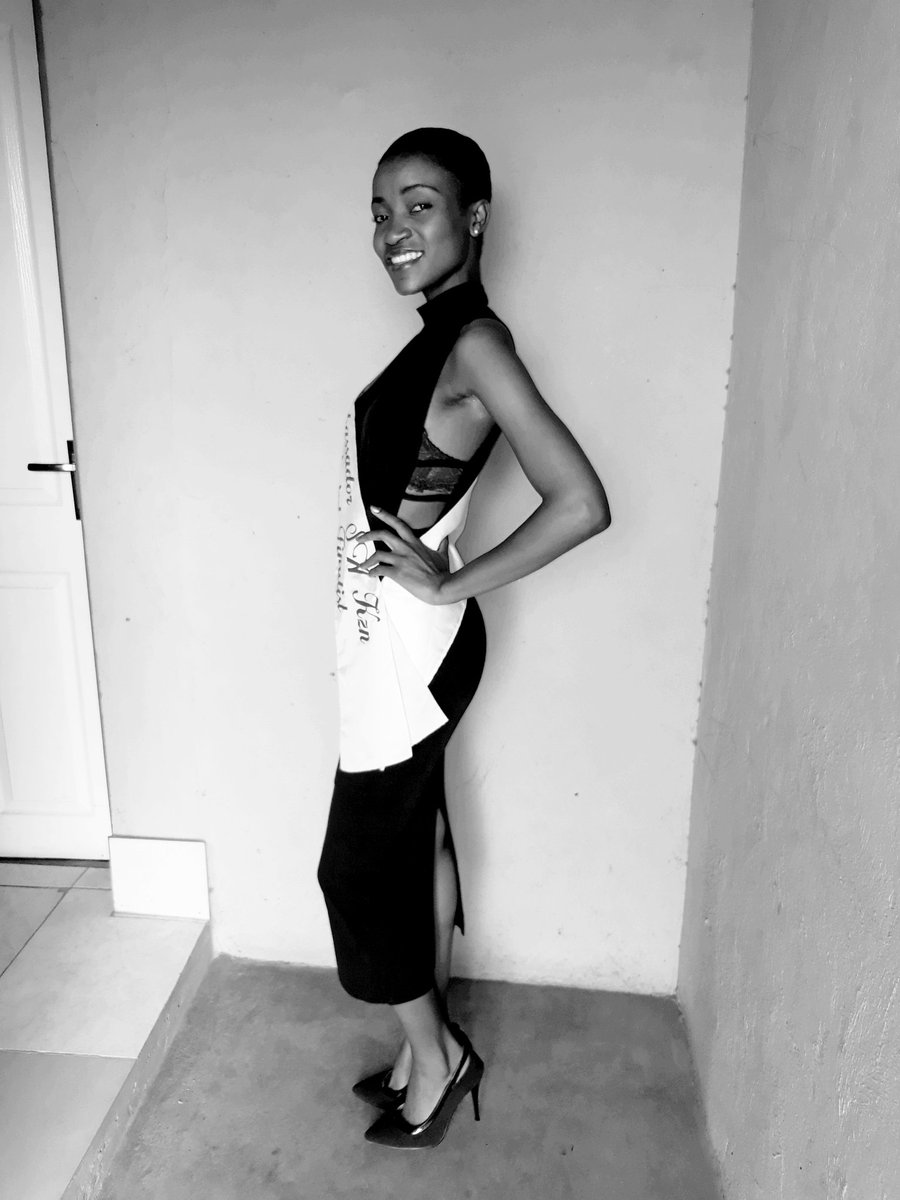 QueenLady_Bri's tweet photo. Love yourself enough to recognised where ur passion lies #modellife https://t.co/zXNCnfu3tJ