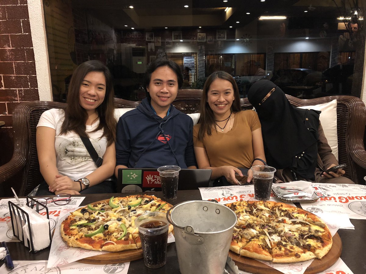 iamhereiit's tweet photo. Catching up and just being HERE for each other (and deciding on the final list of volunteers)! We will announce the list very soon! ๐ #IAmHere #FBLP2 #YouthEmergingfortheFuture #YESAlumniPH https://t.co/2PUpEVbrpa