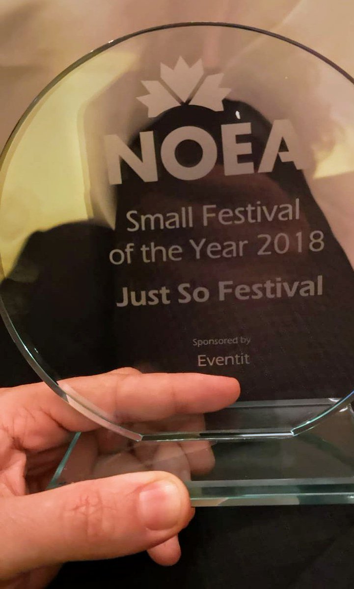Look what we won last night - Small Festival of the Year! Big thanks to <a href="/NOEAnews/">NOEA ⚪</a> and our amazing audience xx