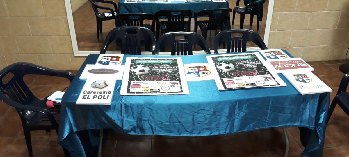 avdonaermita's tweet photo. ¡Parece ser que hay otro evento entre manos! 👏🏼👏🏼
Lo más importante es que es benéfico y podéis donar alimentos o juguetes! Muchas gracias de antemano☺️
Ya os contaremos más adelante! Esperamos que vengáis 😁😁😁 https://t.co/R6MPpyZEiM