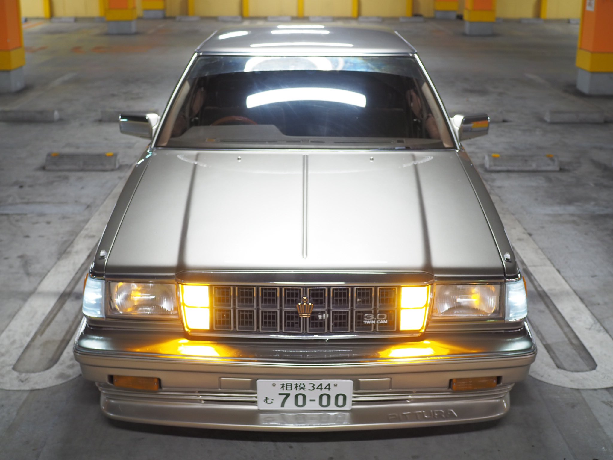 トヨタクラウンGS121、120ライト周り トヨタクラウンGS121、120ライト周り トヨタクラウンGS121、120