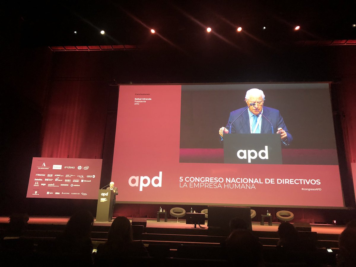 GrupoALTING's tweet photo. Rafael Miranda despide el 5 Congreso Nacional de Directivos, recordando que las personas deben estar en el centro.
¡Enhorabuena @APDasociacion por #congresoAPD! https://t.co/oQA1OYBX5a