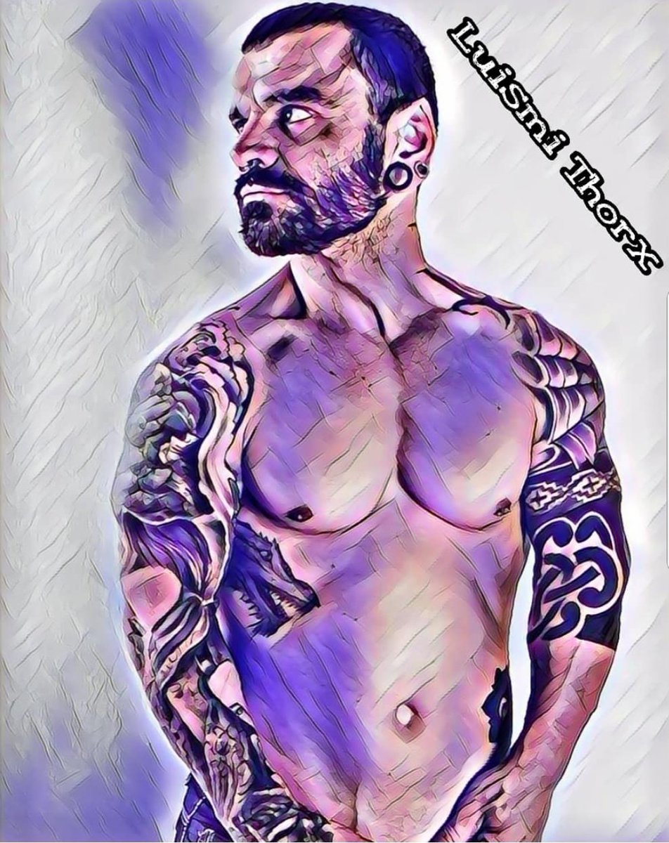 LUISMITHORX's tweet photo. Muchas gracias por la foto me encanta #elegan_cia #actor #porno #model #ink #Tattoos @MelThorx  #seb2018 #Erosporto2019 @SexclusiveEvent @Viciosillos @LuismiThorxxx https://t.co/incKHDwLeg
