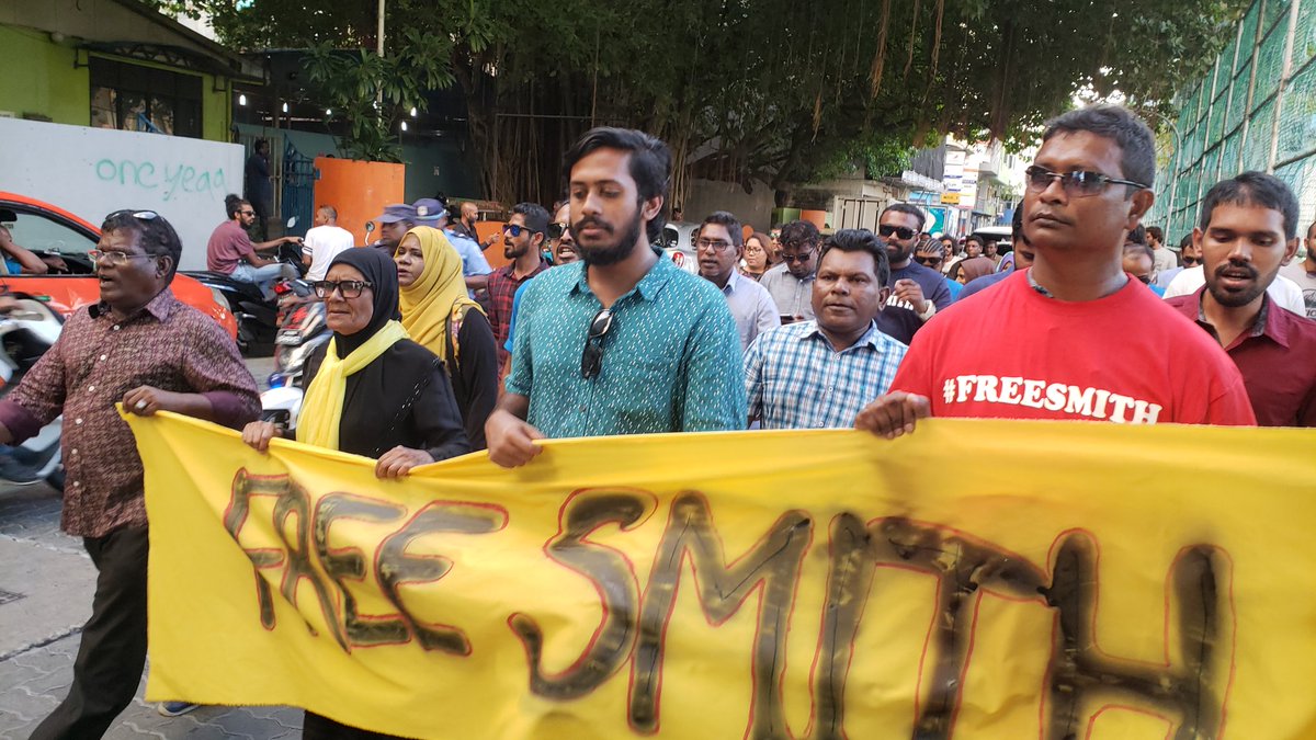 mrsays_'s tweet photo. Free my friend @AliHashimSmith1
#FreeSmithNow https://t.co/hlFVdXFVZo
