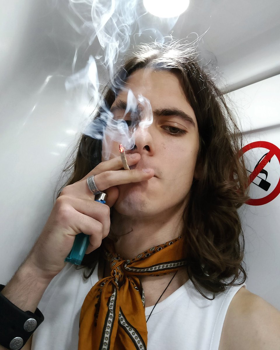 Tomorrow we're back in Bristol! Headlining @Thunderbolt_pub with Grandmas House, Soft Socks and Marauders X

Let's have a wild one, just like last time 🍻