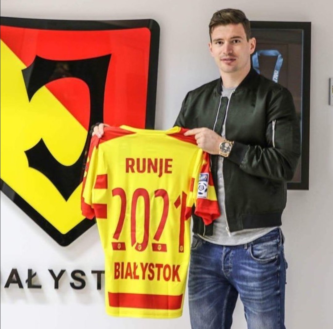 الكرواتي "ايفان رونجي" ( قلب دفاع )  يقول لدي عرض من نادي الاتحاد وبنسبة ٩٥% سأنتقل وبيليتش طلبني للعب معه💛