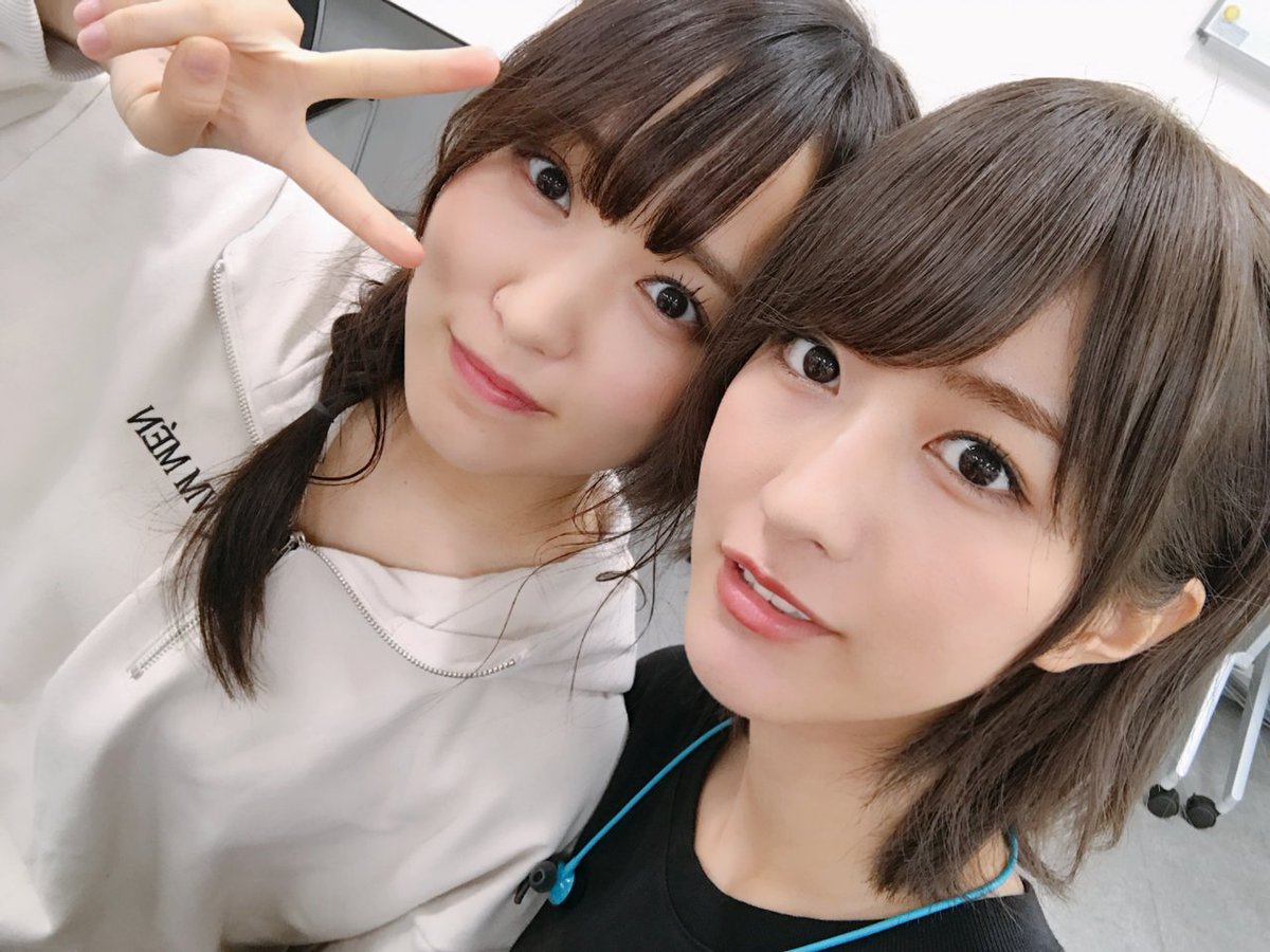 なんかやっぱ 土生瑞穂 土生ちゃん推し A Twitter 11月22日 いい夫婦の日 欅坂46 のいい夫婦といえば はぶゆっかー と はぶみい です 菅井友香 ゆっかー 小池美波 みいちゃん 土生瑞穂 土生ちゃん はぶちゃん