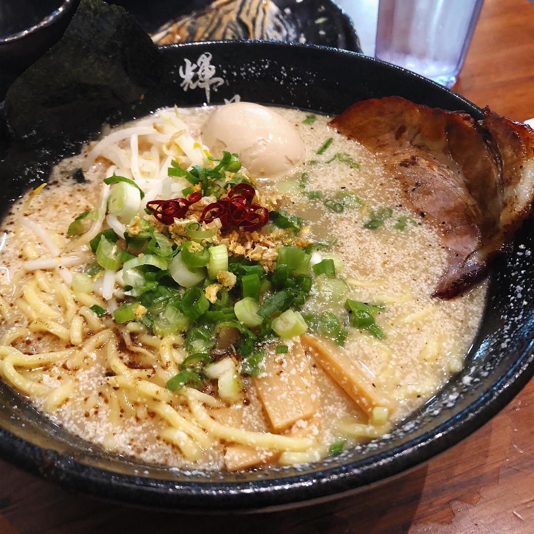Anyone else feeling the winter blues? Time to warm up with a bowl of our Garlic Tonkotsu ❄️

📷 : <a href="/sammanila/">Ben</a>

🍜
🍜
🍜
🍜
🍜