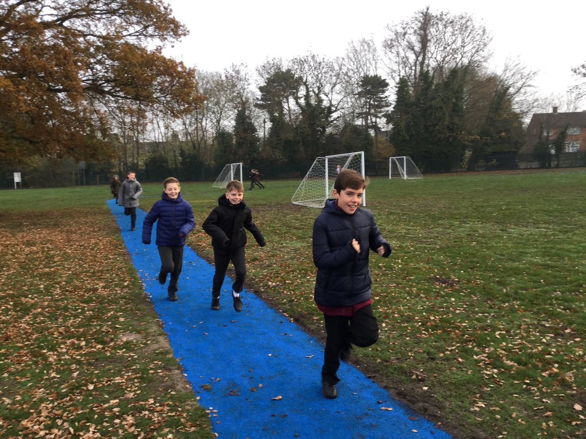 BoxshallMiss's tweet photo. @AbbotsPrimary Using the new daily mile track! @sblackwellpe https://t.co/4W8WR8qeeJ