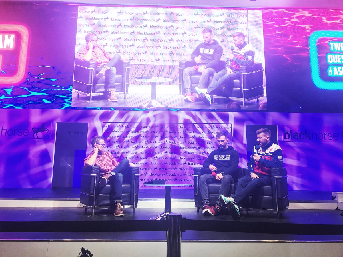 motorcyclelive's tweet photo. #MotorcycleLive @Jimwhit69 talks to @ttracesofficial’s @tweethutchy and @PaulJordan61 #MCL18 https://t.co/9ESPqrpMjg