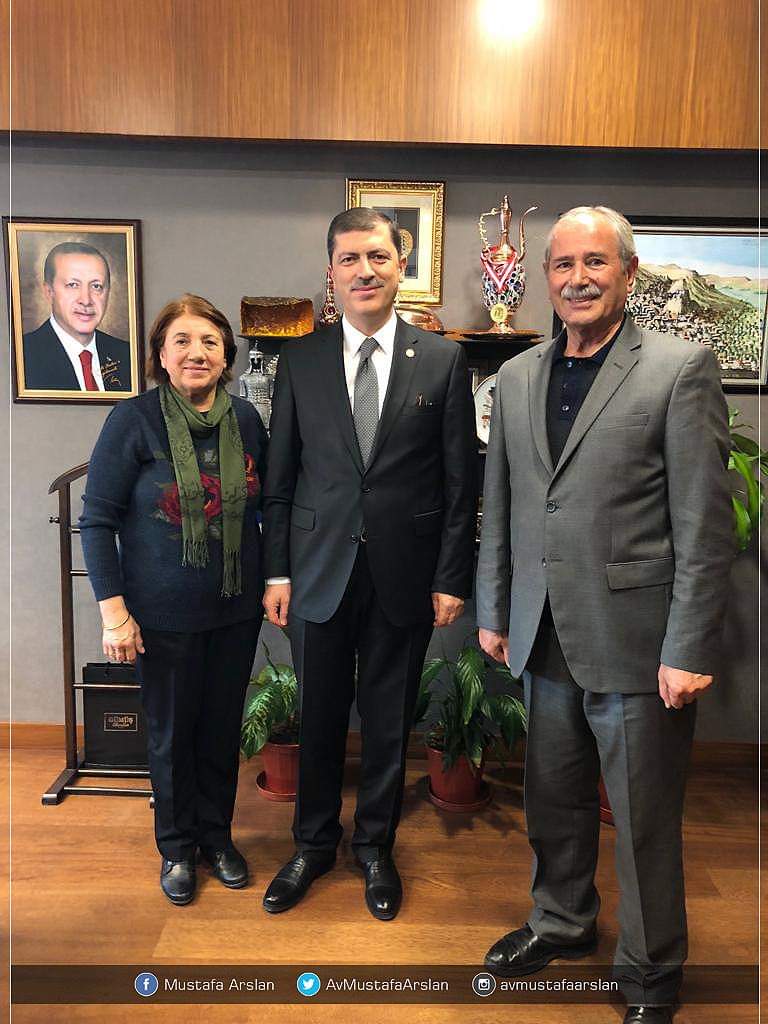 Özlem Zengin Eşi Ak Partili Ozlem Zengin E Baba Destegi Son Dakika