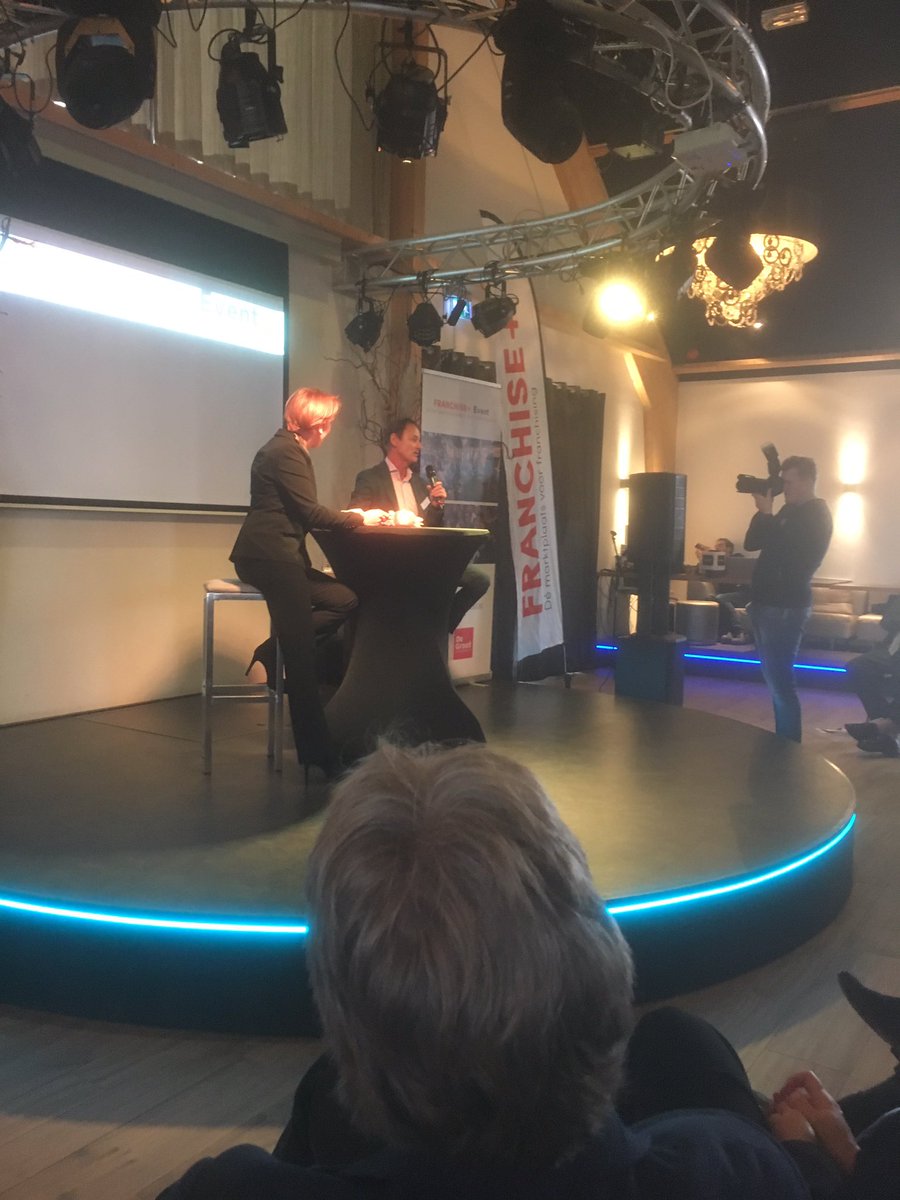 PeterW_IMC's tweet photo. @FranchiseplusNL  ontvangt Hans Greveling met inspirerend betoog over ondernemerschap en de waarde van goede franchise formule. https://t.co/odfOHHY8F8