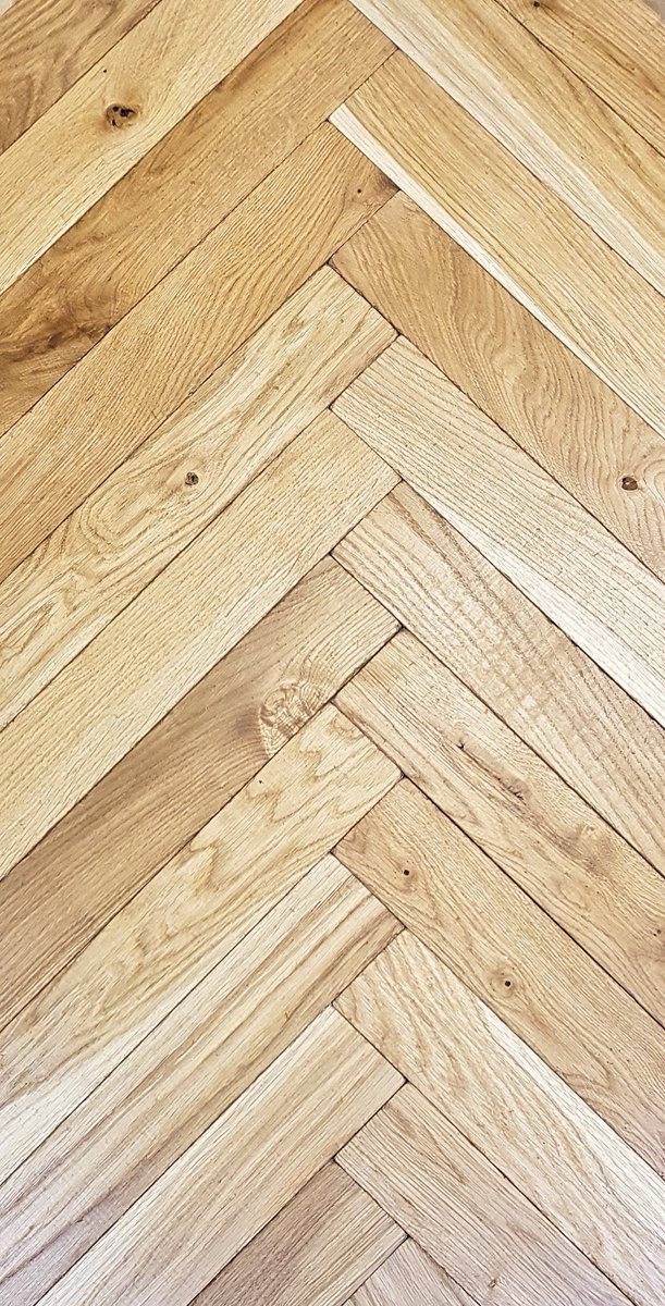 HittOak's tweet photo. Black Friday - Christmas Offer

Distressed European Oak Rustic-Antique Parquet

Classic Vintage Oak - @ £49.95 + VAT 
White Smoke Oak - @ £59.95 + VAT

- block sizes 16x68x408mm
- practical / easy care
- comes pre-oiled. 1 coat of clear oil after installation is recommended https://t.co/aH1sLAi7e8