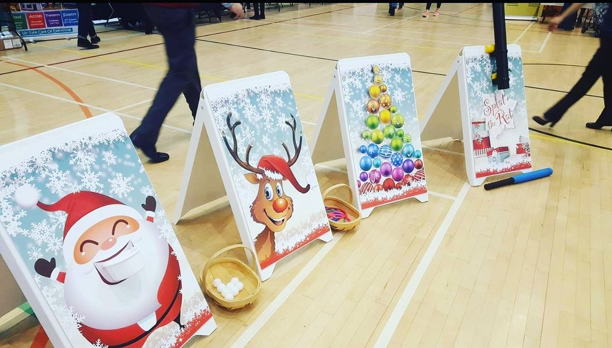 Check out our unique #christmas #games Available for hire with #nationwide #delivery via #GigglesInABox. #officeparty #christmasparty #CorporateEvents #corporate #giantgames #Nwalestweets #northwalestweets #ChesterTweets @CATNMOUSEPRINT @Reach_Events_ @AliceCoraMurray @aballu