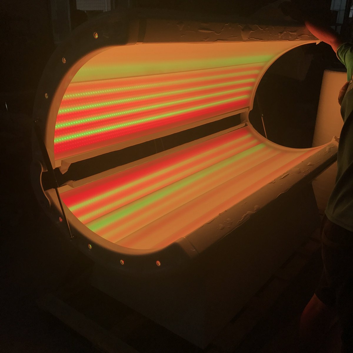 Sunshine Solarium (Sunshine_sunbed) Twitter