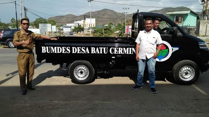 Hasil BUMDES 
#JokowiMembangunDesa 
<a href="/jokowi/">Joko Widodo</a> 
<a href="/EkoSandjojo/">Eko P. Sandjojo</a> 
<a href="/taufikmadjid71/">IG : taufik.madjid</a> 
<a href="/anwsanusi/">Anwar Sanusi</a> 
@fachrilabalado 
<a href="/hasanroviqi/">Hasan Rofiki</a> 
<a href="/AnggeKandidatus/">Kandidatus Angge</a>