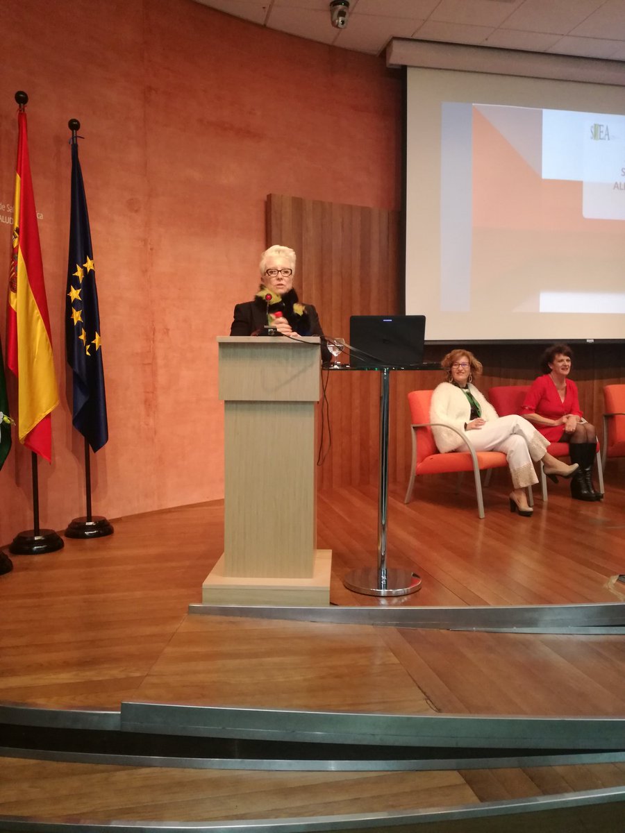 tachyprieto's tweet photo. Bienvenida institucional de la jornada #svsl en la @EASPsalud https://t.co/5MEv8HJgPO