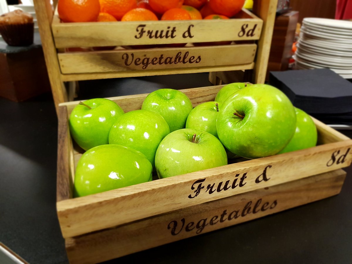 JackAtAspire's tweet photo. The award for world's shiniest apples goes to the @insidehousing #CommsConference https://t.co/uhunGJS4Fe