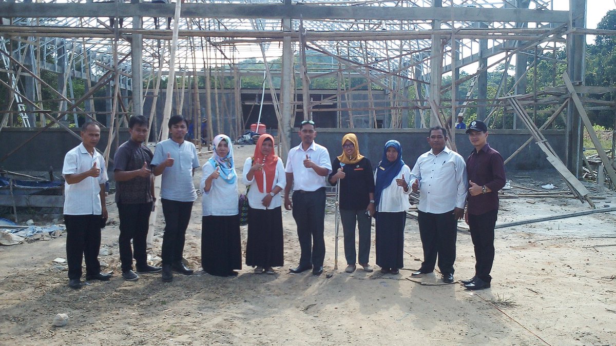 syaifullah1109's tweet photo. #JokowiMembangunDesa
#TPPIKALTIM
#TPPIPASER
Untuk meningkatkan perekonomian desa serta minat, bakat dan talenta pemuda dalam bermain futsal maka sangat diperlukan SORGADes.
@jokowi @EkoSandjojo @taufikmadjid71 @fachrilabalado @AsnawiKoetai https://t.co/nnJyTDWhVF