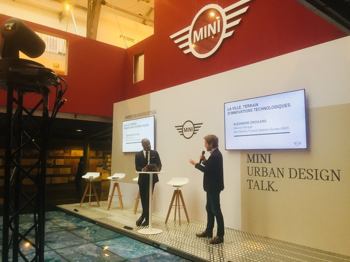Vincent_Raimblt's tweet photo. #SmartCity : « l’avenir de la mobilité, ce sont les transports en commun » explique @AlexDroulers le GM New Mobility d’@Uber ce matin sur la scène du #MINIUrbanDesignTalk 🚕 https://t.co/0XBd5m6Mkl