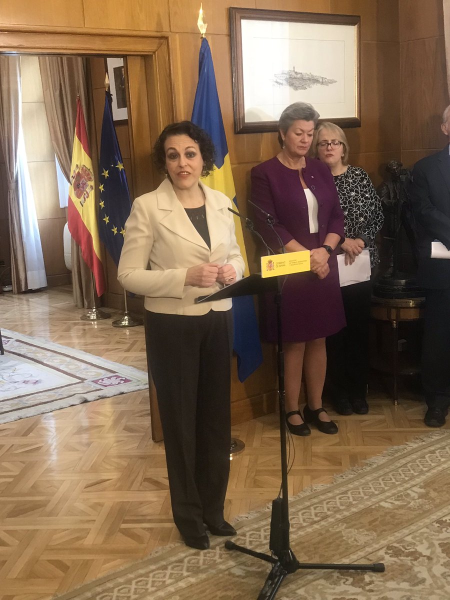 Spain’s Minister for Employment Magdalena Valerio highlights her governments commitment to <a href="/theglobaldeal/">Global Deal</a> promising to work to promote #decentwork and #socialdialogue <a href="/YlvaJohansson/">Ylva Johansson</a> <a href="/EmbajadorSuecia/">Per-Arne Hjelmborn, Embajador de Suecia en España</a>