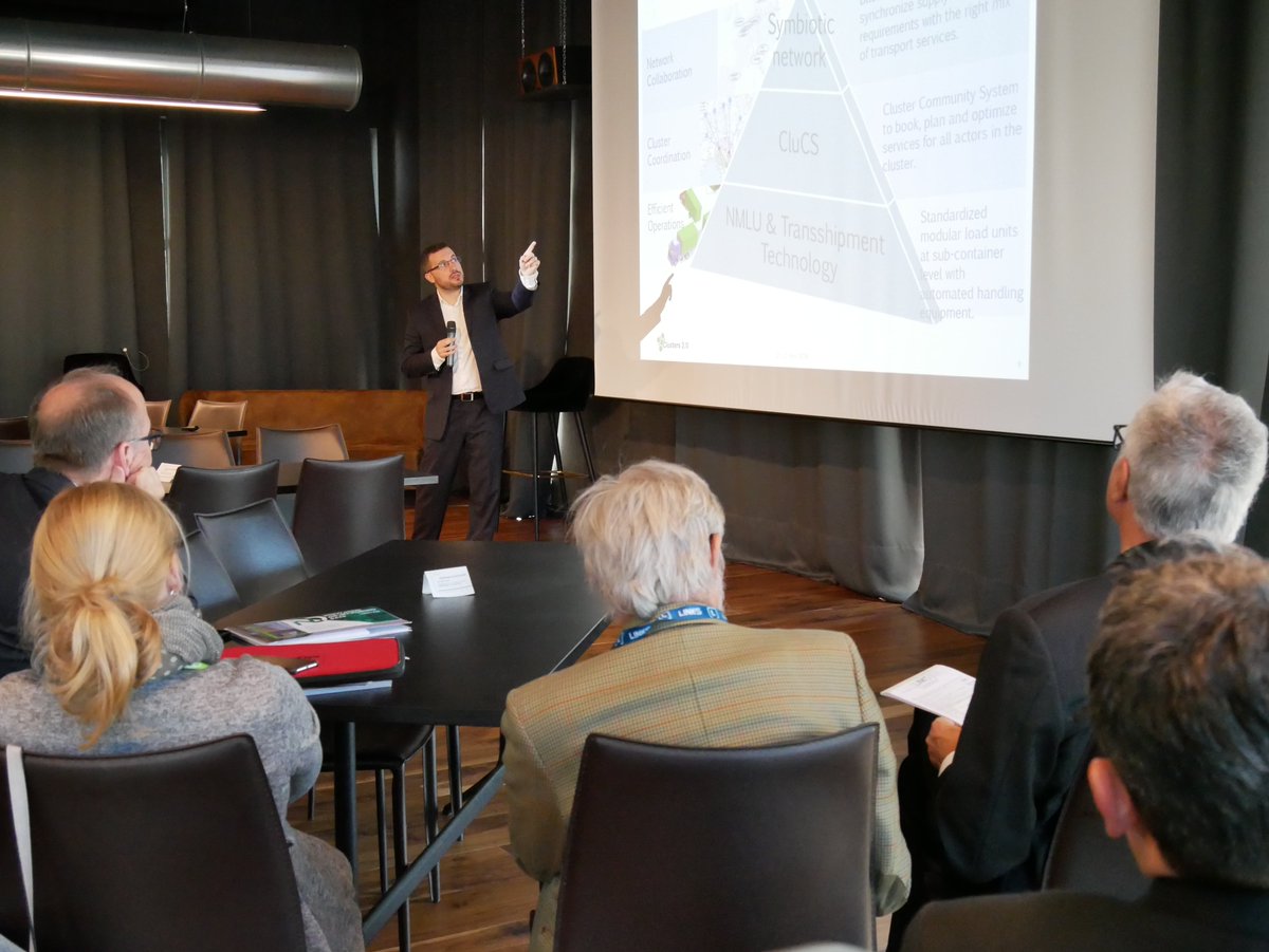 LinksFoundation's tweet photo. .@jvicentpastor - @ENIDESolutions: Cluster 2.0, leveraging the potential of European #Logistic Clusters

#IND18 https://t.co/44AqSMeR5p