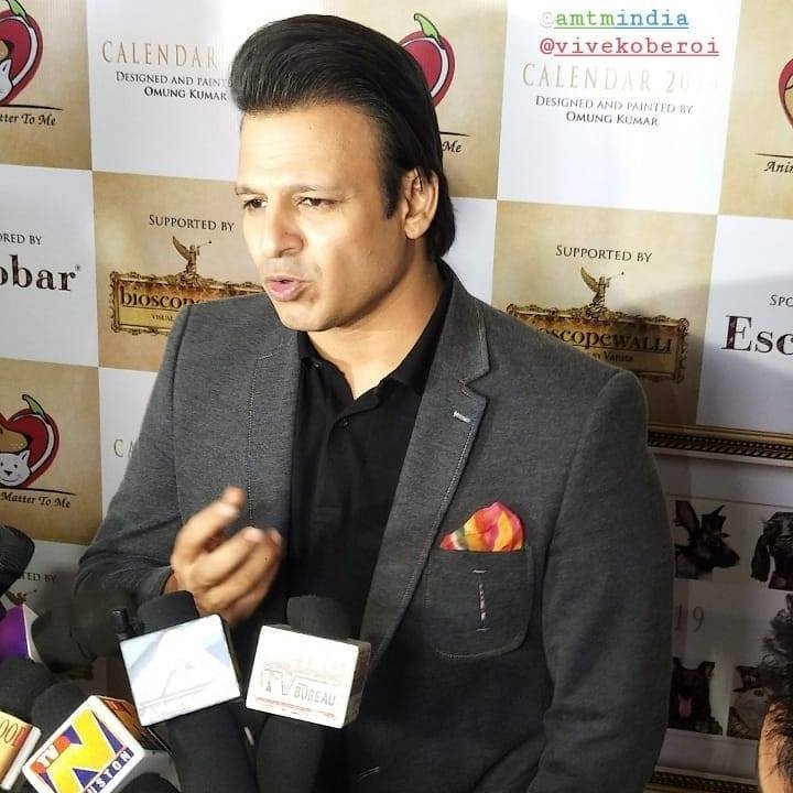 __Bollywood's tweet photo. https://t.co/qStP7ESskn https://t.co/Q2CdpbWdHX