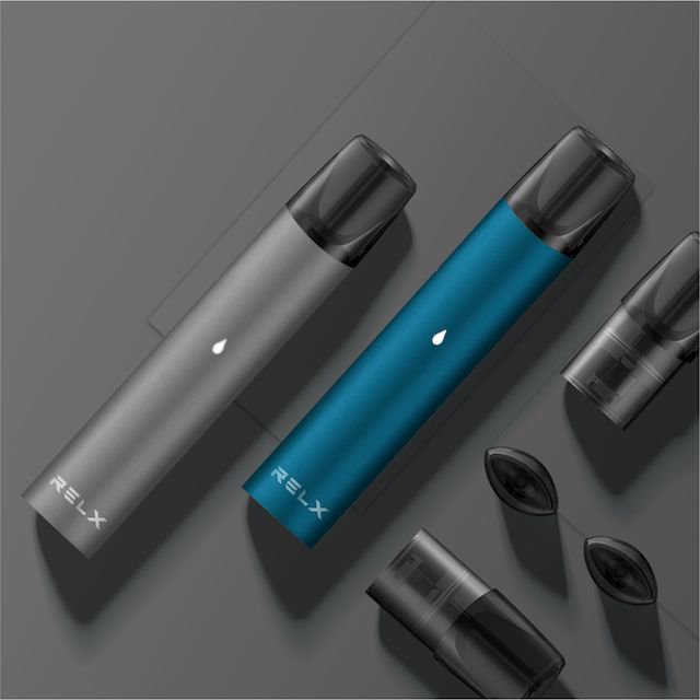 Refer a smoker friend and change their life with an incredible cigarette  alternative ⭐️ . RELX Pod System Starter Kit is here:  https://t.co/5BLccYDUBn . #vapesourcing #RELXkit #relxpod #vapepod #podkit  #starterkit #vape #vaping #