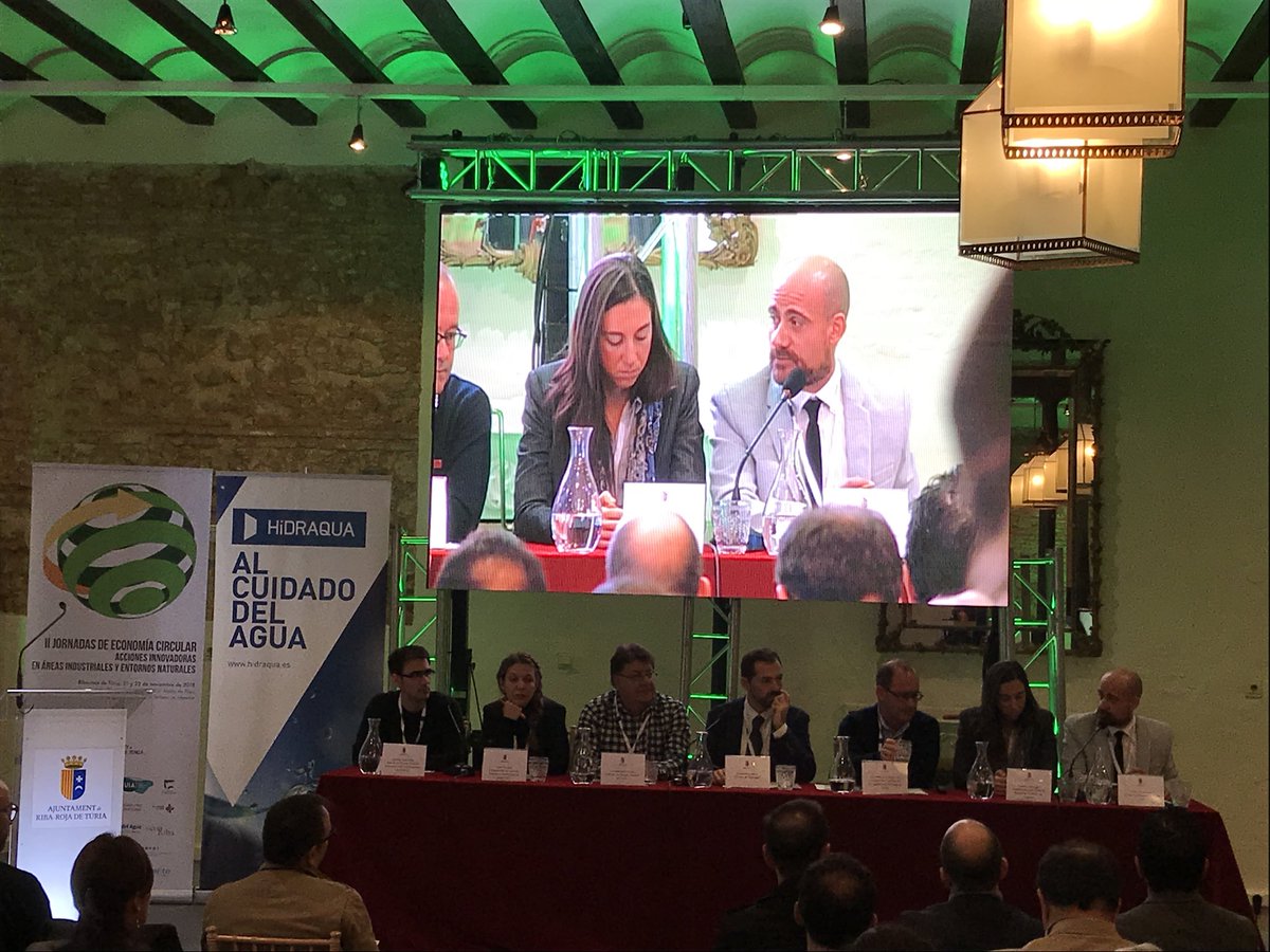 ayto_riba_roja's tweet photo. “Desde la @UV_EG nuestro trabajo va a consistir en justificar económicamente el proyecto teniendo en cuenta los beneficios y los costes” Vicen Hernández, grupo de Economía del Agua de la Universidad de Valencia. #Ribarojacircular @infoHIDRAQUA @iambiente https://t.co/DuHpQaj64r