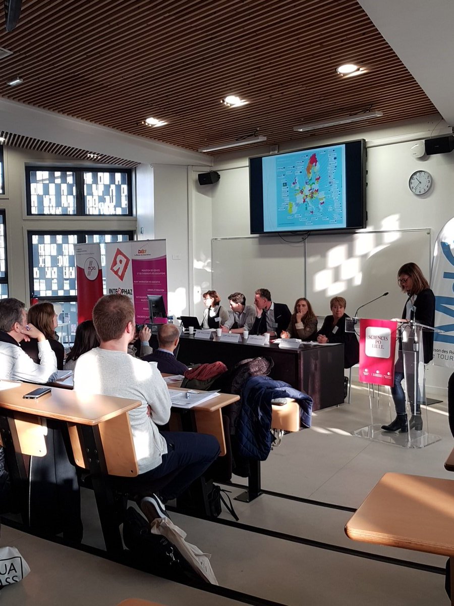 MPACharleroi's tweet photo. Lancement du projet transfrontalier pour tous nos partenaires aujourd'hui. #Bénévolat #Interreg #REQUAPASS #colloqueRequapass https://t.co/XOdmawsaC3