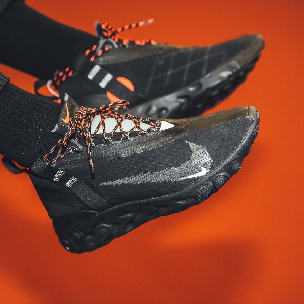 nike react mid ispa black