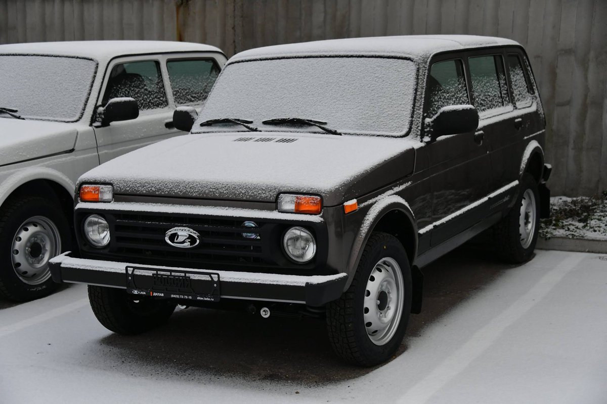 ルパルナス Lada Niva ラーダニーヴァ 19年モデル 新車 新価格 発表 5ドアベースグレード諸費用オールイン乗り出し価格310万円 ワズハンター 4駆 ワズ Uaz ラーダ 4wd クロカン ロシア車 Suv ラーダニーバ ジムニー Ladaniva Lada ルパルナス Lada Niva ラーダニーヴァ 19年モデル 新車 新価格 発表 5ドアベースグレード諸費用オールイン乗り出し価格310万円 ワズハンター 4駆 ワズ Uaz ラーダ 4wd クロカン ロシア車 Suv ラーダニーバ ジムニー Ladaniva Lada