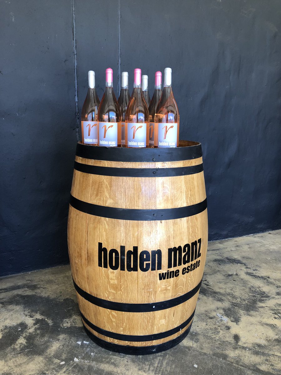 #gift ideas for the festive season... get your @holdenmanz #magnum #rose with silver or pink wax closure for only R220 #roseallday #FHKHiddenGem