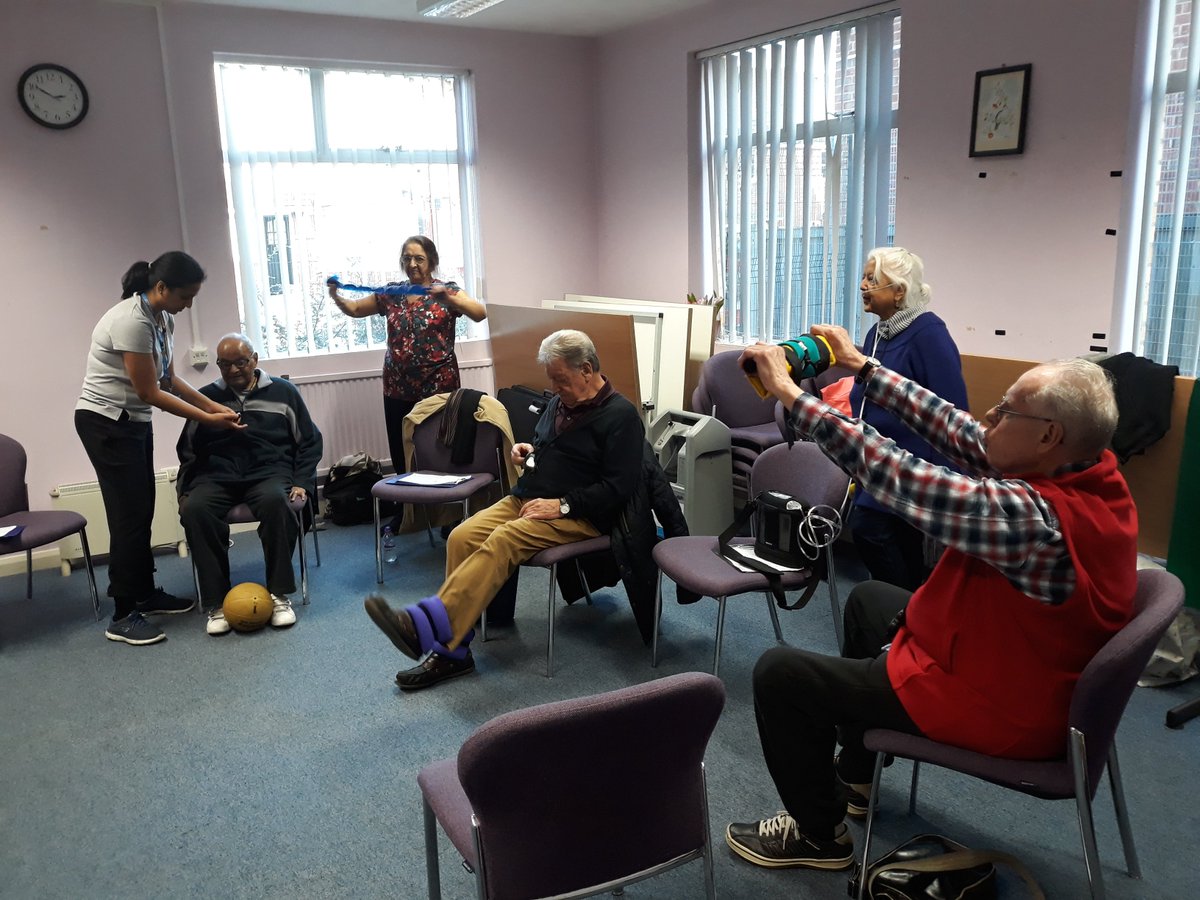 #Pulmonaryrehabilitation group at 3 different locations in @Redbridge. Contact us to #getfit #learn #breathlessness management, #inhalers #chestinfection #oxygen #rescuepack #COPD #Asthma #IPF @FullwellCross #diabetescentre #southwoodford @NELFT @NELFTLetsEngage @RedbridgeCCG