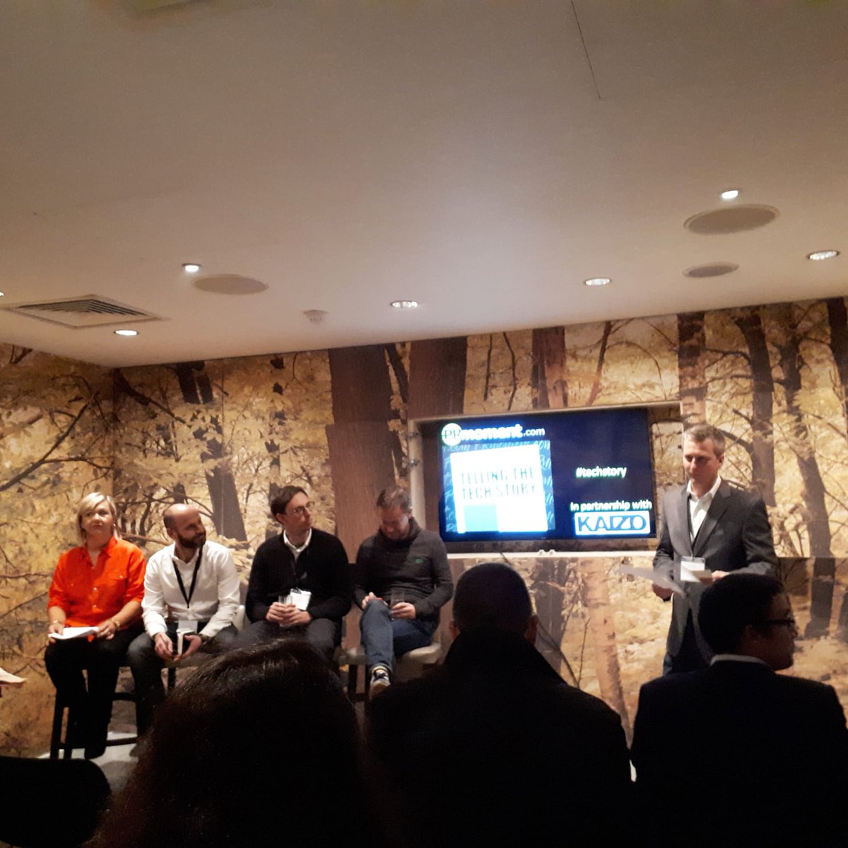 amymacee's tweet photo. So great to hear this talented panel talk about about telling the #techstory at @therealprmoment's event last night. Thank you @macsteph, @davidj_morris, @dannsimmons and @oscwilliams for your insights! 👏 https://t.co/U3xJZQsjDW