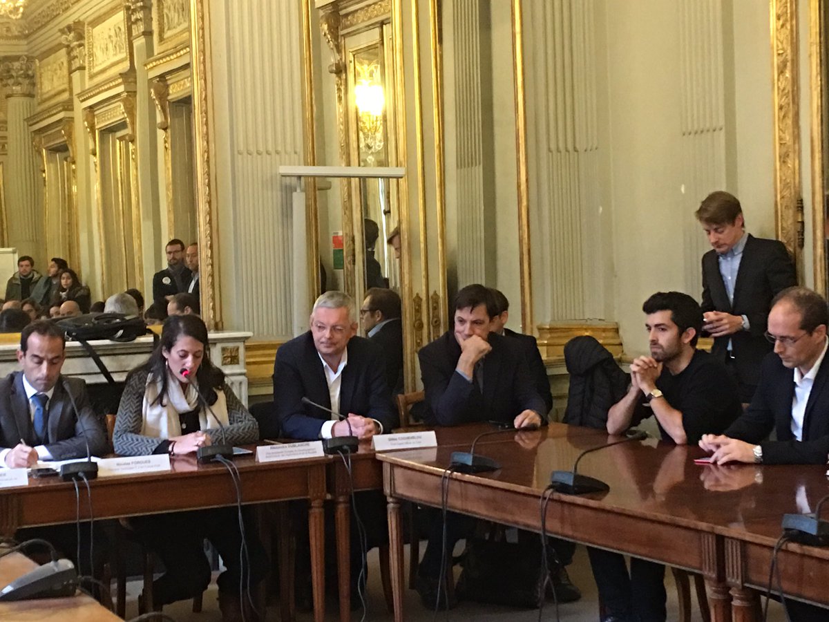 Datakalab, une dès startup sélectionnées par la région île de France. Lancement d’un produit exclusif et co développé avec IBM . Fiers de participer à la conférence de presse ce matin pour le CES. <a href="/DatakaLab/">Eric 𝕏</a> <a href="/sophie8stanton/">Sophie Stanton</a> <a href="/IBM_France/">IBM France</a>