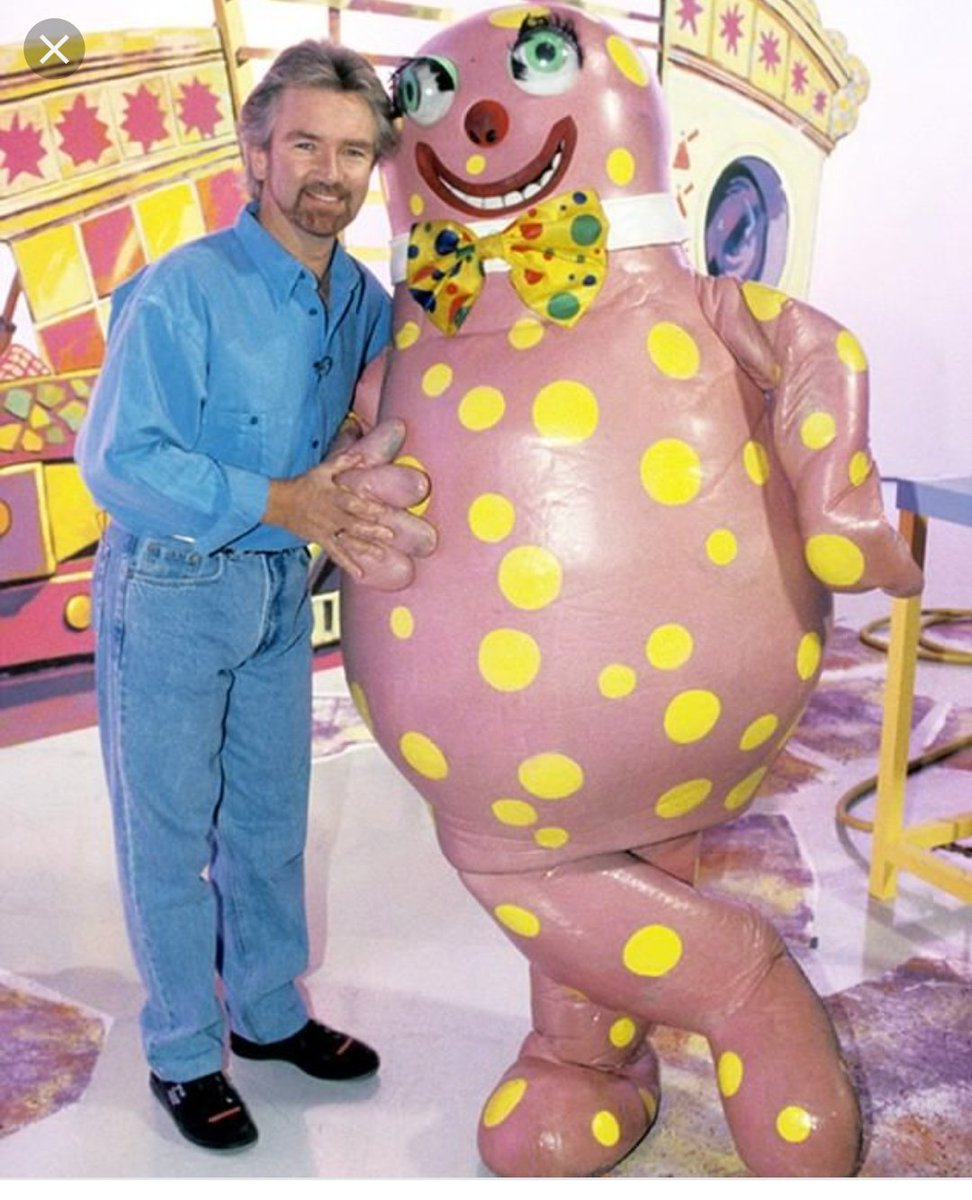 Jamesy778's tweet photo. Noel going in tonight let's get blobby in the jungle #getblobbyin https://t.co/YICR7sxi9r