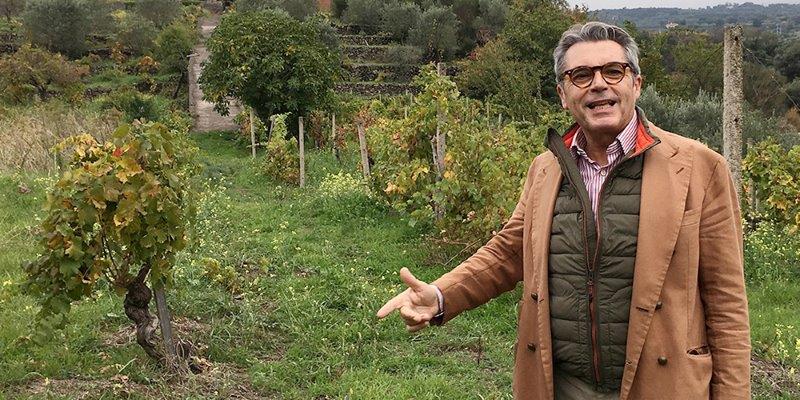 EnoNews_it's tweet photo. Messina: “Faro Palari 2014” premiato con le 4 Viti dalla Guida Vitae dell'AIS - https://t.co/1wAU0wUK2G
#Ais, #AisSicilia, #degustazioni, #EnoNews, #FaroPalari, #GuidaVitae, #GuidaVitae2018, #Palari, #Sicilia, #sommelier https://t.co/D9zo1RJ5xc