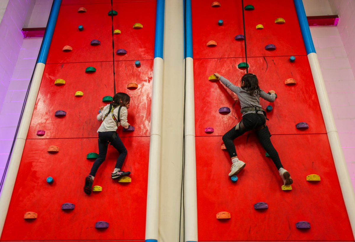 minnie_walker_'s tweet photo. Climbing fans! Head down to Chelsea on the 1st-2nd December because amazing @clipnclimb_SW6 are doing some fundraising for @TeenageCancer ! Thank you!!! https://t.co/a70qBM8xDF