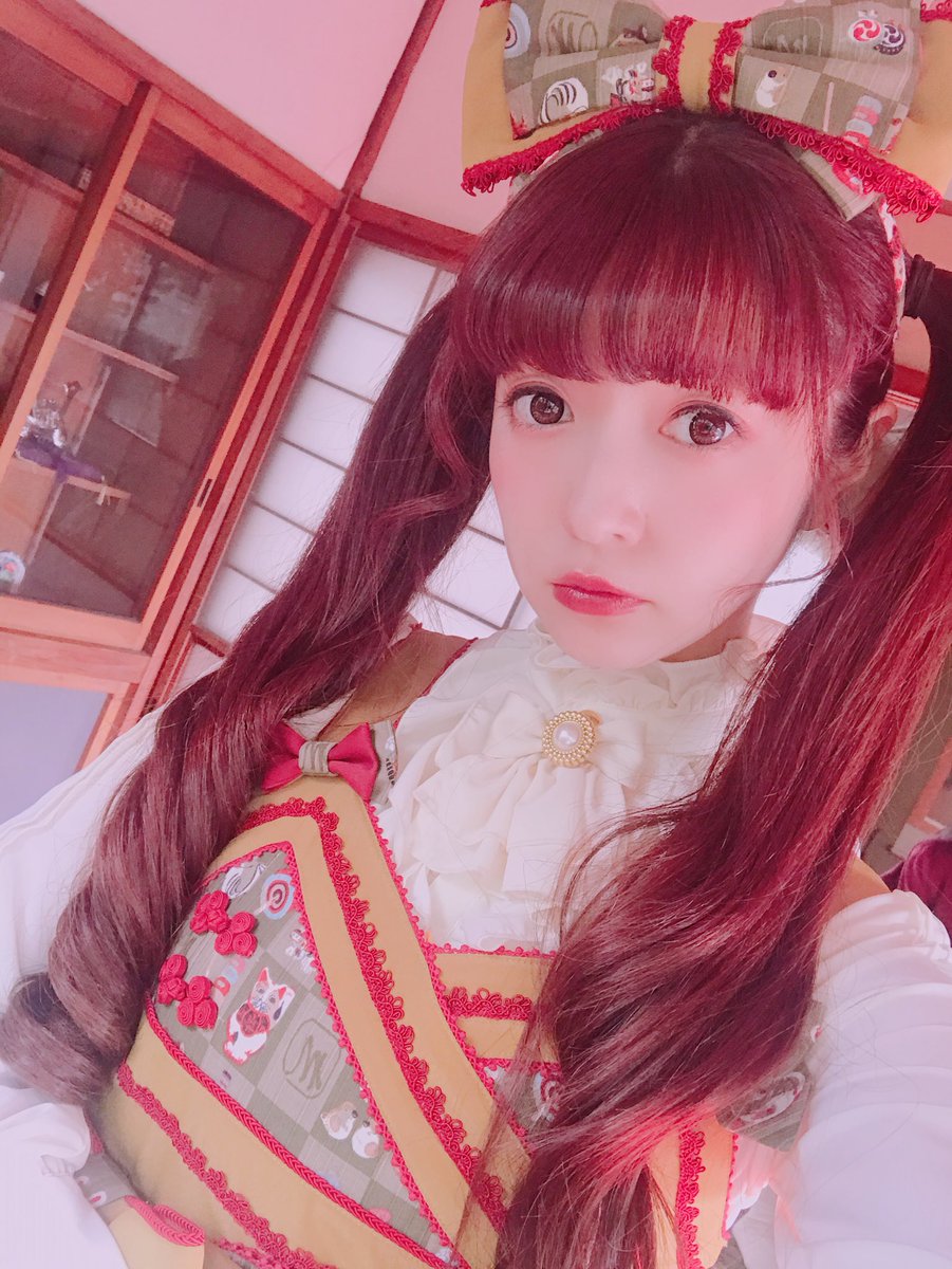 Aoki Misako 今日は何んの日 いいツインテールの日 ロリータファッション いくつになってもツインテール 年齢なんて気にしない 好きなものを貫いていきたい