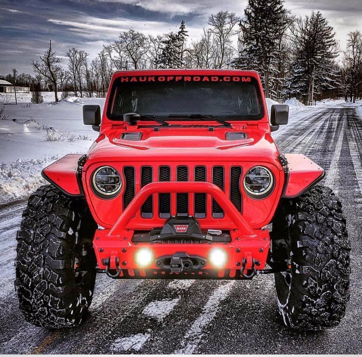 Happy holidays!❤️#gpcaofficial #red #jeepjl #jl #jeepwranglerjl #jeep #jeepwrangler #jeeplife #itsajeepthing #jeepnation #wranglernation #jeeplove #jeepwranglerunlimited #sevenslot #jeepforce #wrangler_country #itsajeepthing #jeepthing #givepeaceachance
📸: @haukoffroad