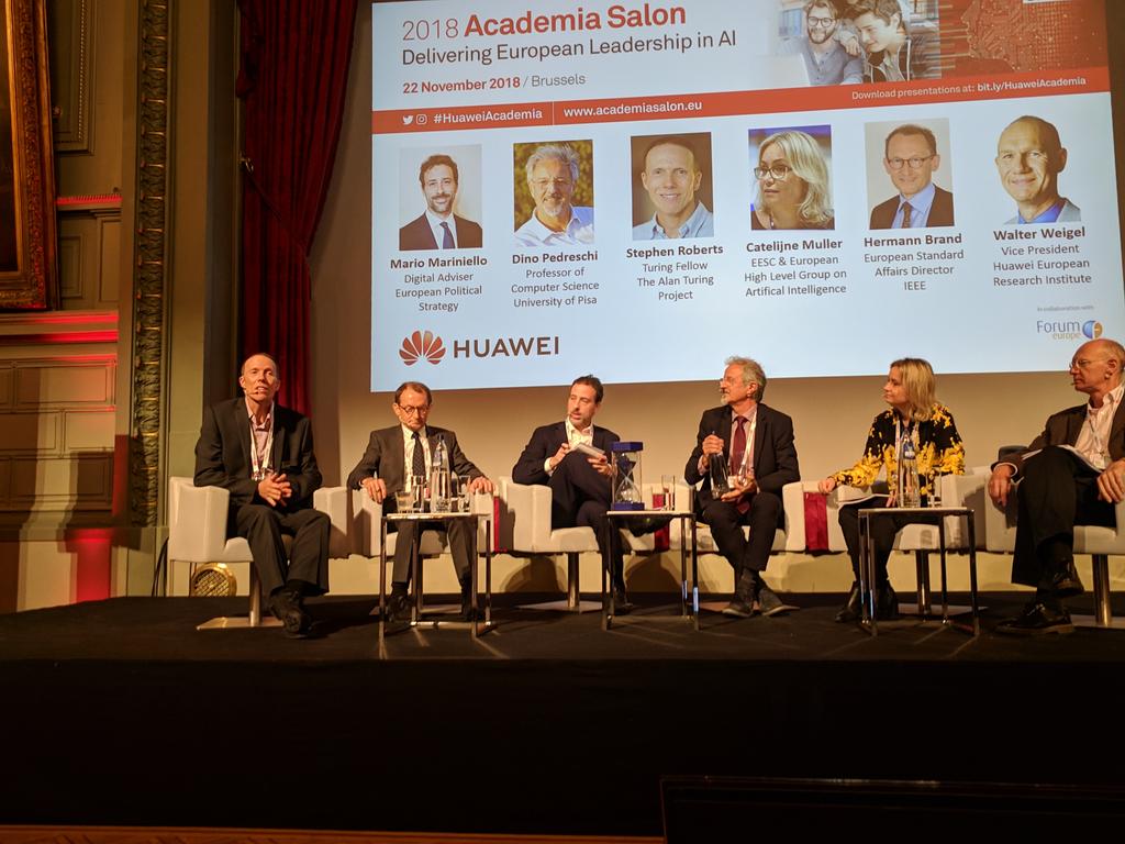 HuaweiEU's tweet photo. "We should worry about #AI's failure moments as well as when it goes right... We don't worry about when it goes wrong," says Stephen Roberts from @turinginst 🤔 Are scientists reflecting properly on machine learning? #HuaweiAcademia https://t.co/9VnekDTFRg