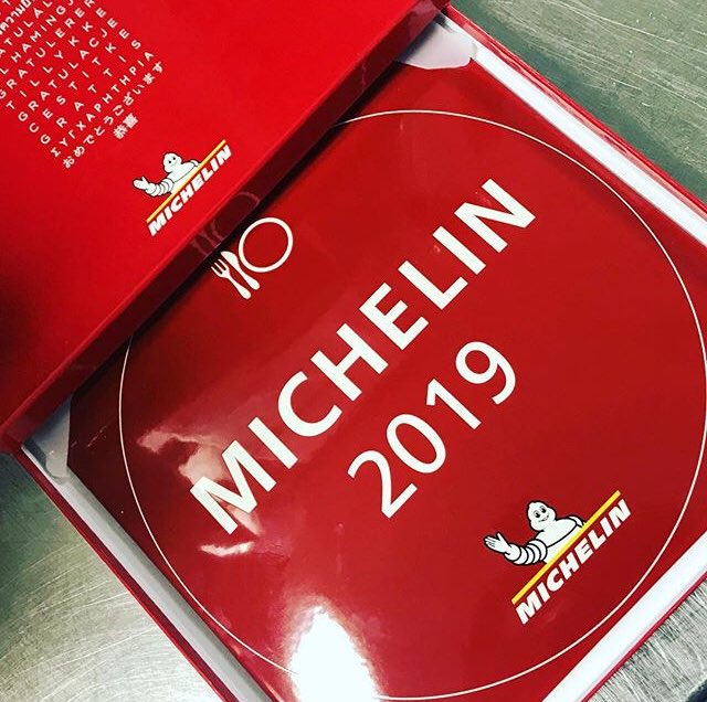 Proud of Peninsula restaurant team for this amazing achievement.Thank you very much <a href="/MichelinGuideUK/">The MICHELIN Guide</a> for this beautiful michelin plate @InterConTheO2 <a href="/finediningguide/">fine dining guide</a> <a href="/MichelinGuideUK/">The MICHELIN Guide</a> <a href="/thomekas/">Tomas Lidakevicius</a>