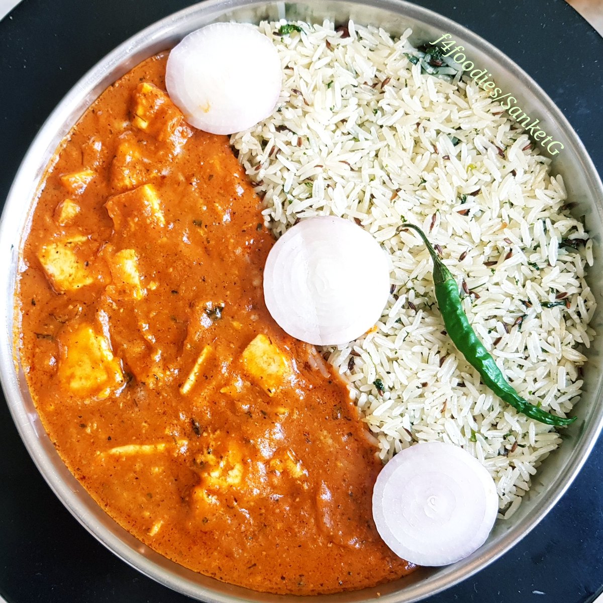 GardeSan's tweet image. Today&apos;s #Lunch #HomeMade #PaneerMakhanwala with #JeeraRice 
Full of ghee, kajju, and cream
#PaneerLovers 
#पनीरमाखनवाला और #जीरा #राईस #दिल्लीराईस 

#food #foodies #foodpics #foodiesofinstagram #foodblog #chefs #म #मराठी #खादाढखाऊ