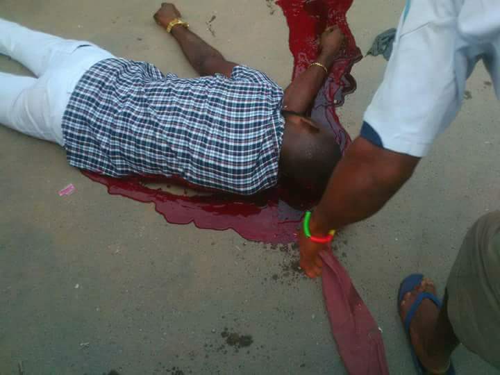EkeohaZ's tweet photo. Second Niger bridge in Biafra land  is a campaign project paved out by the #Nigerian government to continue deceiving the masses. @SELabour @SouthEastGovs @realDonaldTrump @MaziNnamdiKanu @PutinRF_Eng @netanyahu @7dressesuk @igboyouthforum Biafra is all that the people want. https://t.co/qJkwz5moN1
