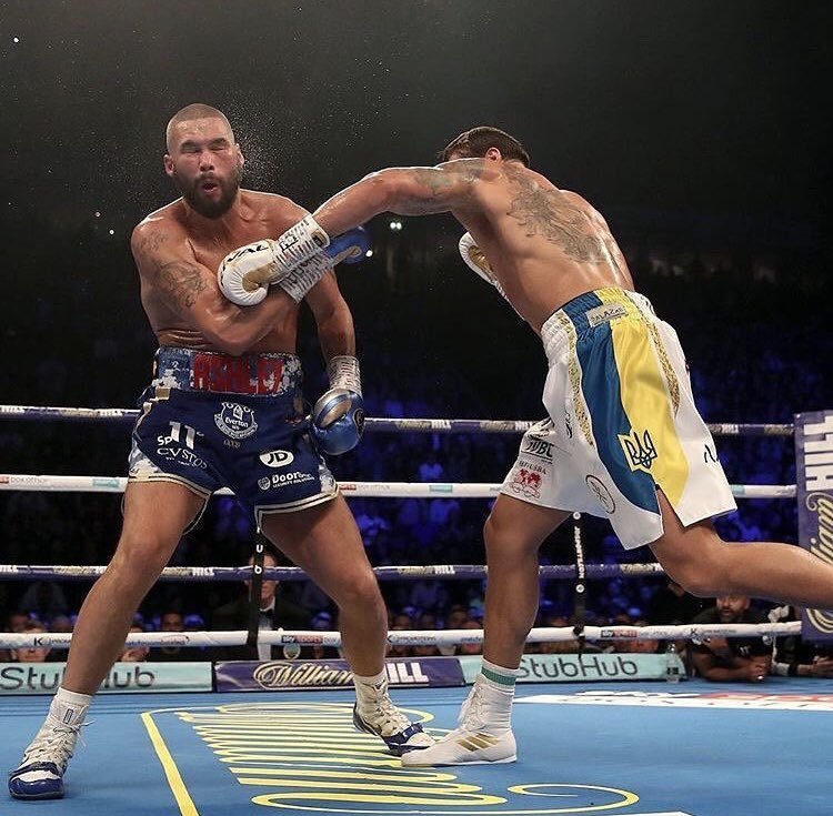 K0artist's tweet photo. Usyk Bellew 
#knockout
#ThursdayMotivation 
#HappyThanksgiving2018 
#Boxing https://t.co/YPZhzDkFEM