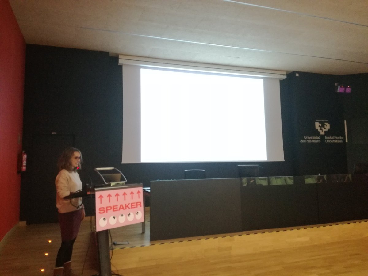 bbdesignweek's tweet photo. #BBDW18 Continuamos en #PizzaKutxa con @MukaLab. Nos llevan al mundo del diseño de producto: mobiliario y menaje con identidad. #Hyperdesign #Bilbao #Bizkaia #PizzaKutxa https://t.co/ffNVtCVv6e