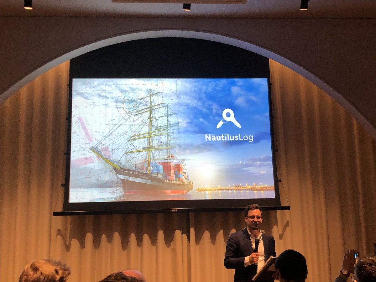 HubLogHH's tweet photo. @NautilusLog rockt in Singapur! #BeingRelevant2018 mit @LanciaConsult und vielen Hamburger Startups! @dehubinitiative https://t.co/hyBSCCi5zP