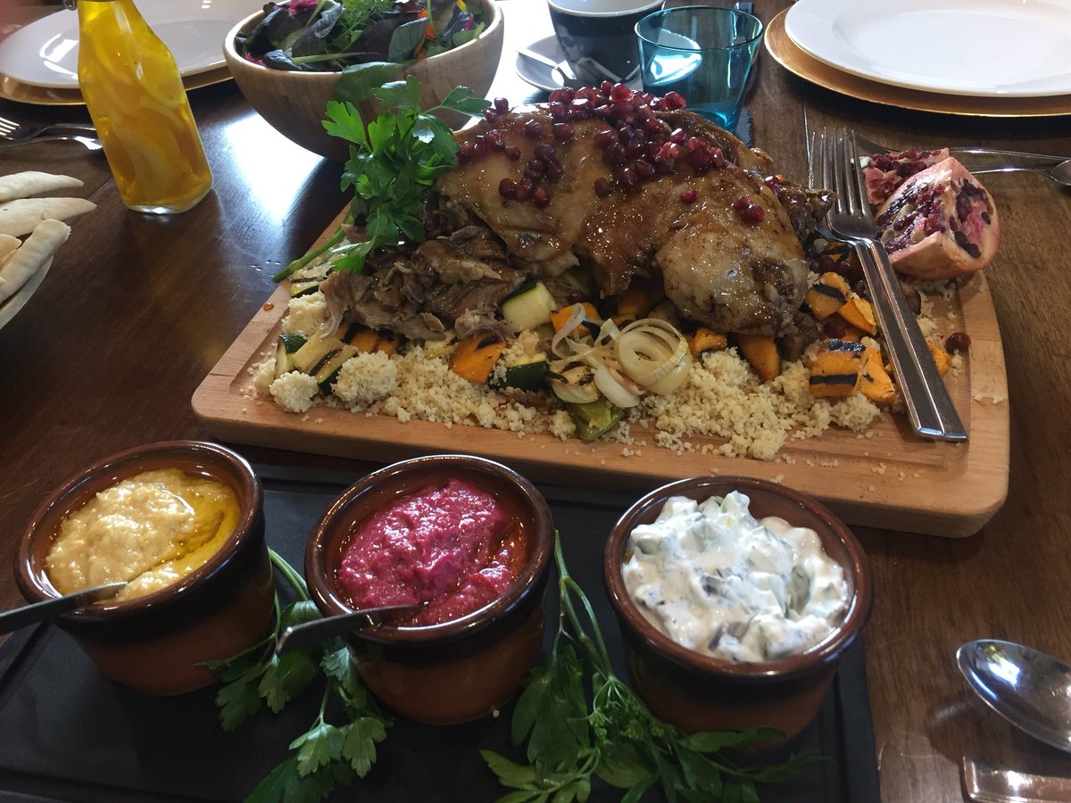 Sam Thompson tweet media