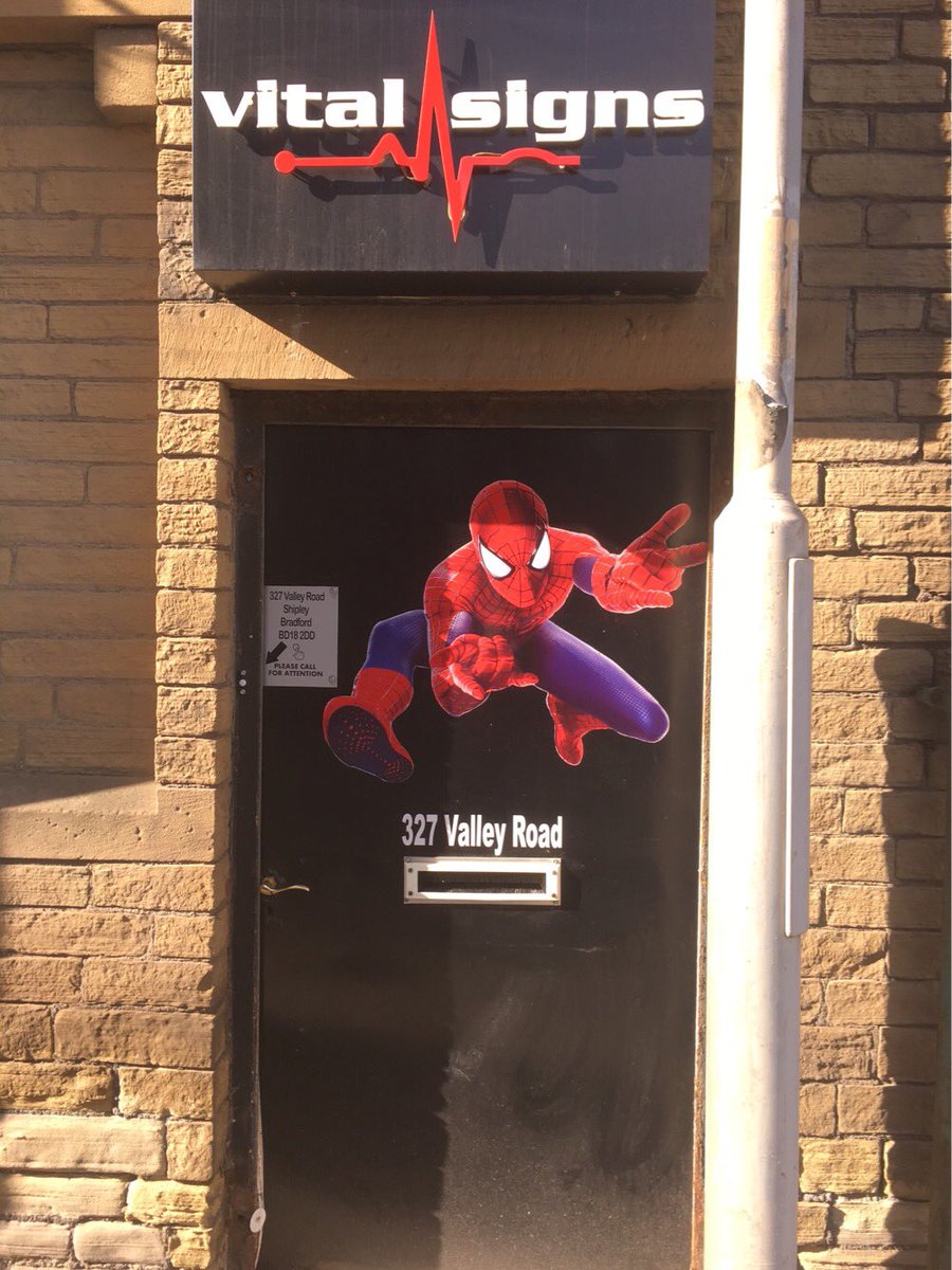 samstebbings18's tweet image. @BradfordCivic vital signs in #Shipley entry for the a door a day campaign! #bradford #ADoorADay  @bfdianfwrdian